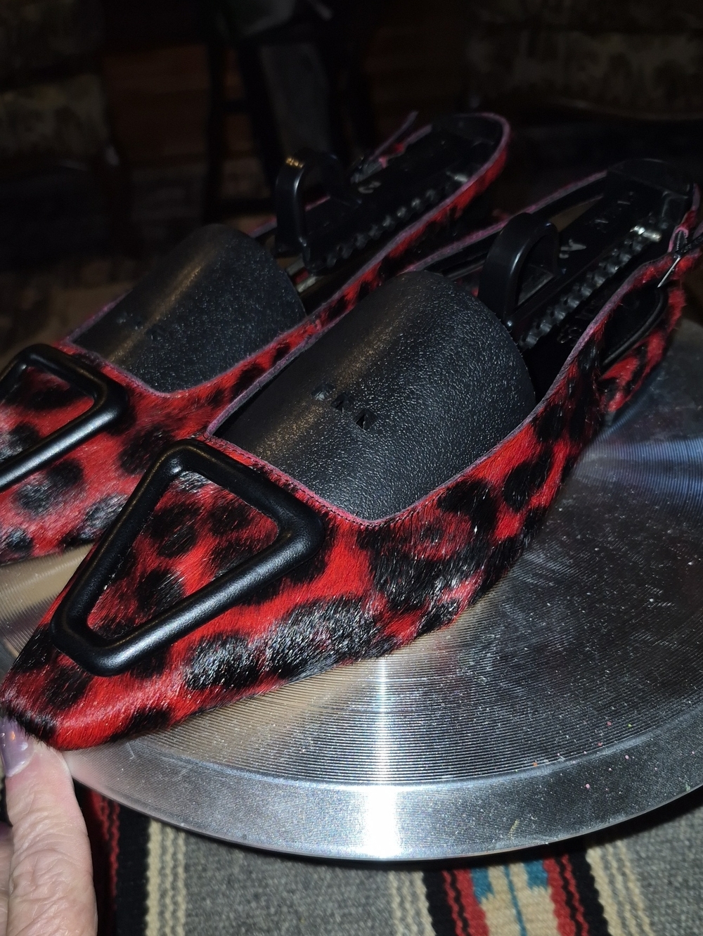 Vince Camuto flame&BlackSling Back Slide DyedCowHidehair,leather Sz.8.5 M(#1210) - Picture 3 of 14